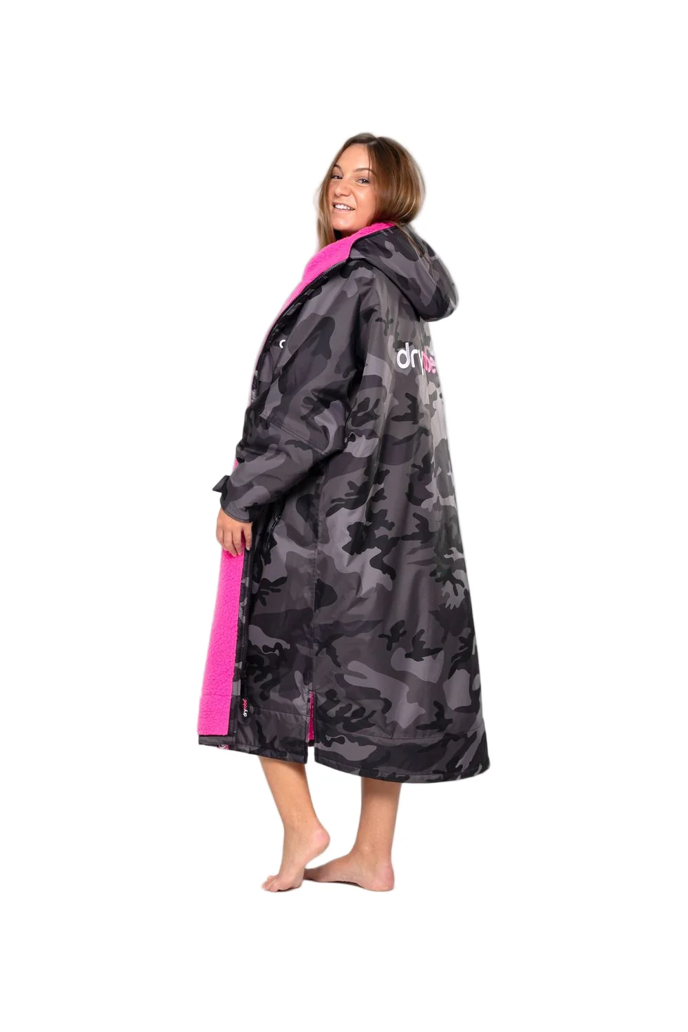 Dryrobe Advance Adult Long Sleeve Changing Robe Black Camo/Pink - Image 2