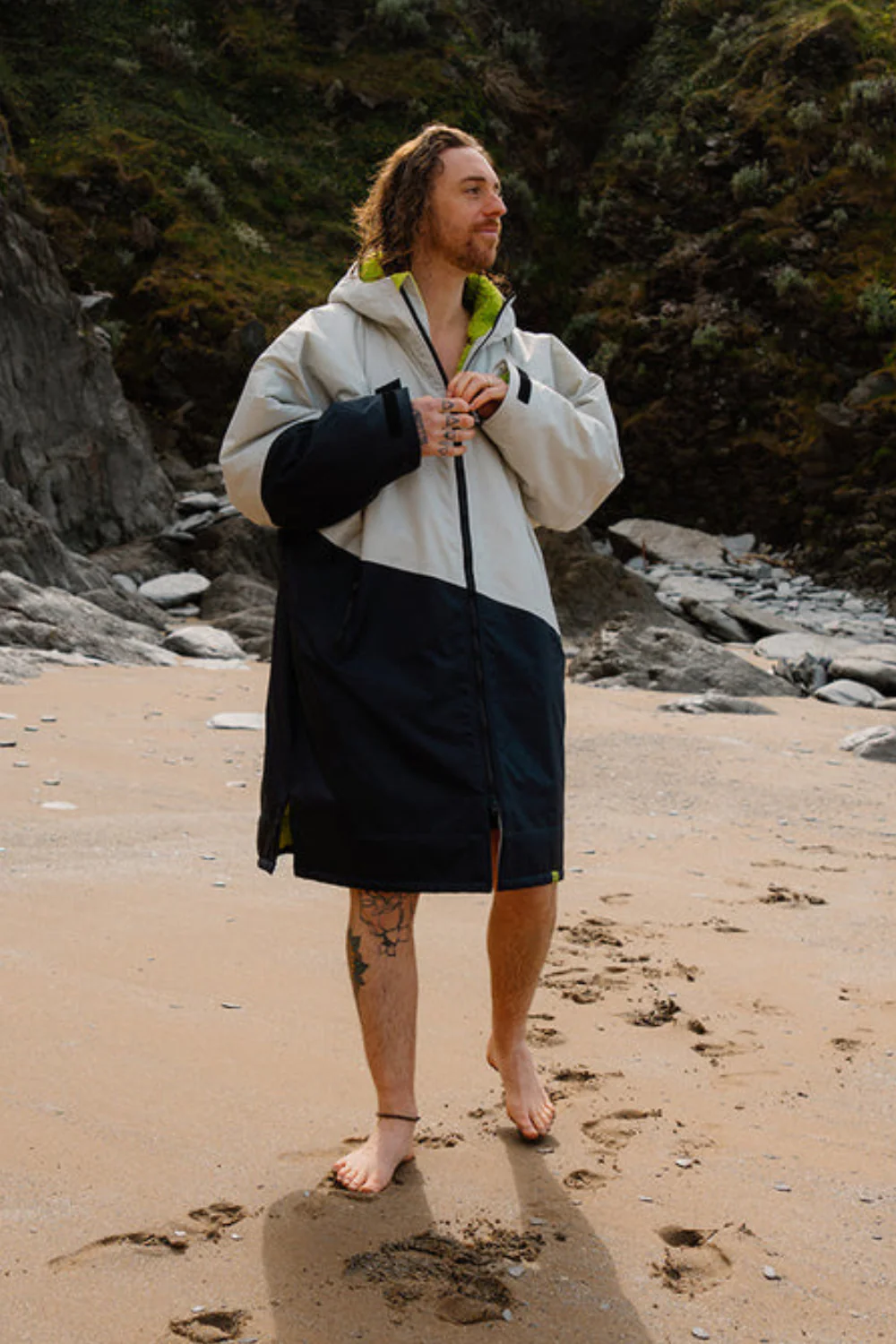 Dryrobe Advance Adults Long Sleeve Changing Robe Anthracite/Lime - Image 5
