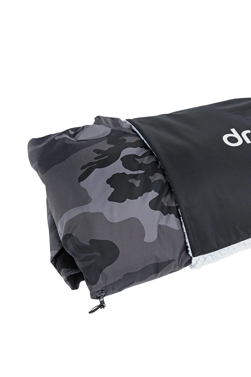 Dryrobe Cushion Cover Black / Grey - Image 3