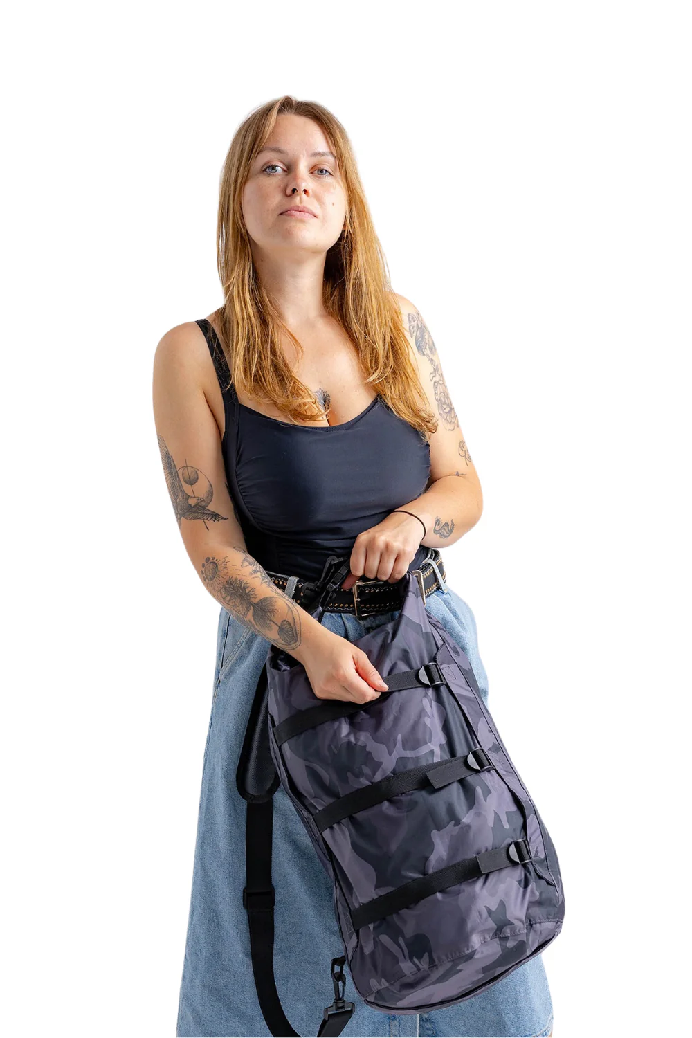 Dryrobe 33L Compression Travel Bag Black Camouflage - Image 3
