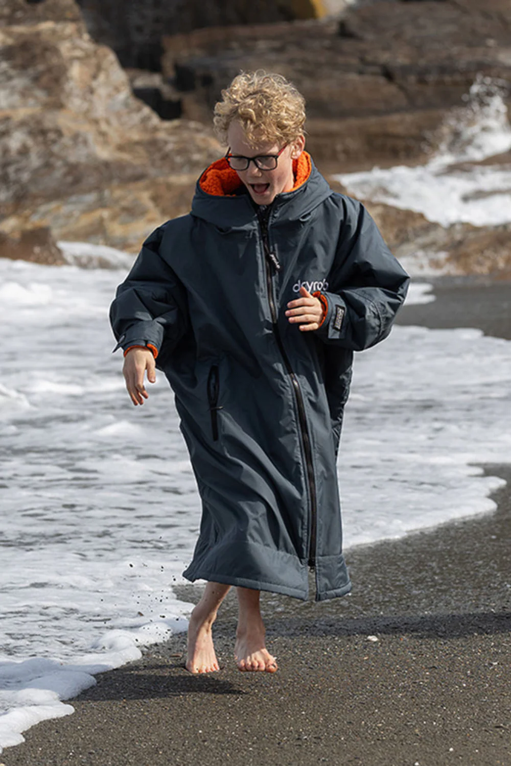 Dryrobe Kids Advance Long Sleeve Changing Robe Dark Grey/Orange - Image 6