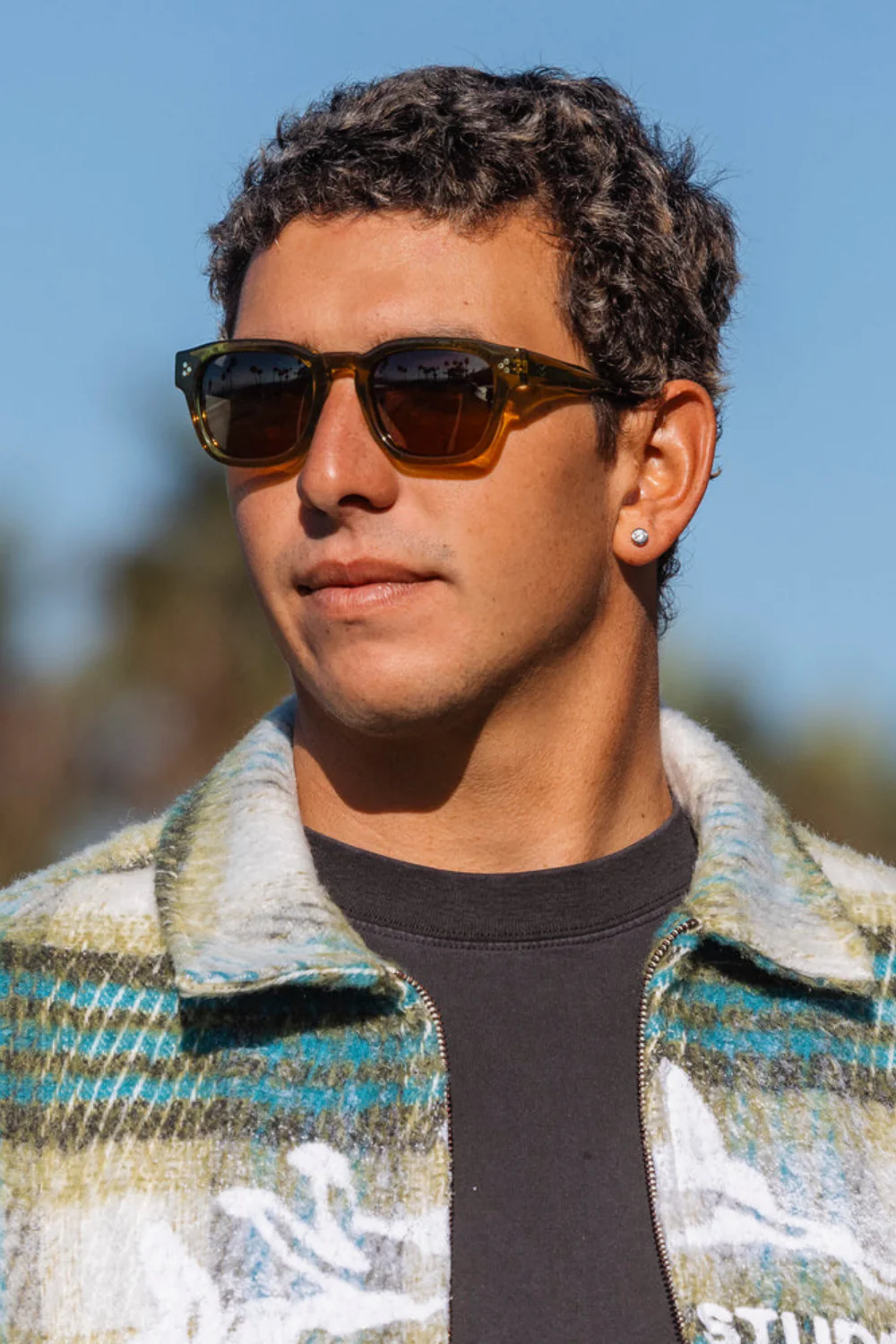 I-Sea Camden Sunglasses Kelp/Brown Polarised - Image 3