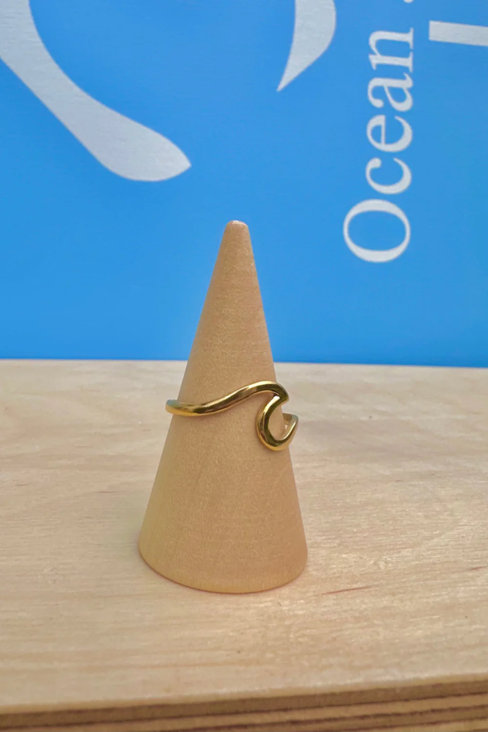 Ocean Jewel Adjustable Wave Ring Gold - Image 2