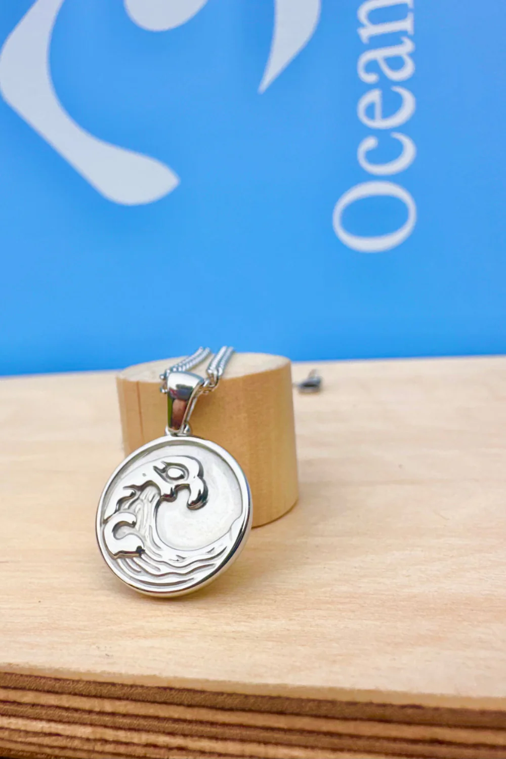 Ocean Jewel Wave Pendant Necklace Silver