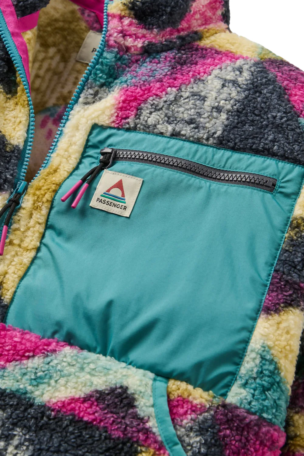 Passenger Ravi Womens Recycled Sherpa Fleece Mosaic Mountain Charcoal - Image 4