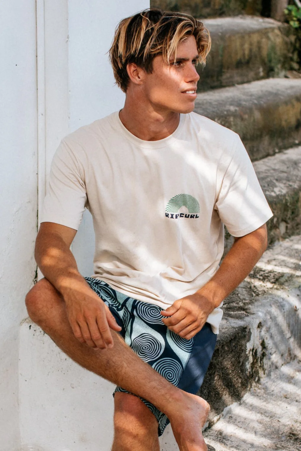 Rip Curl Artist Of The Search Rising Mens T-Shirt Vintage White - Image 7