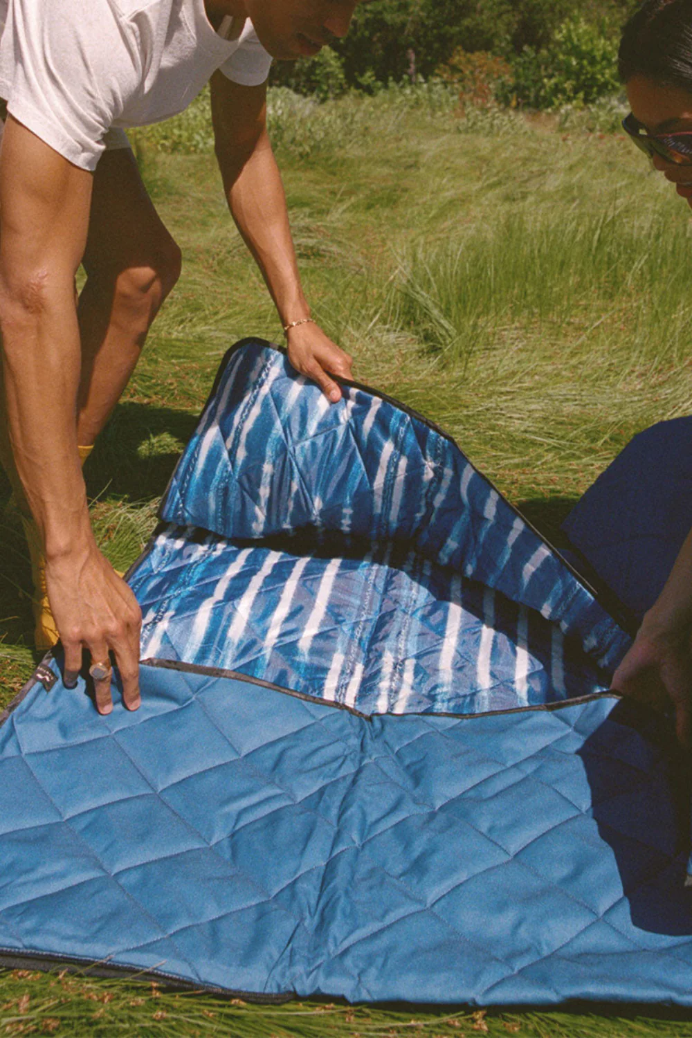 Slowtide Kyoto Packable Picnic Blanket Indigo - Image 5