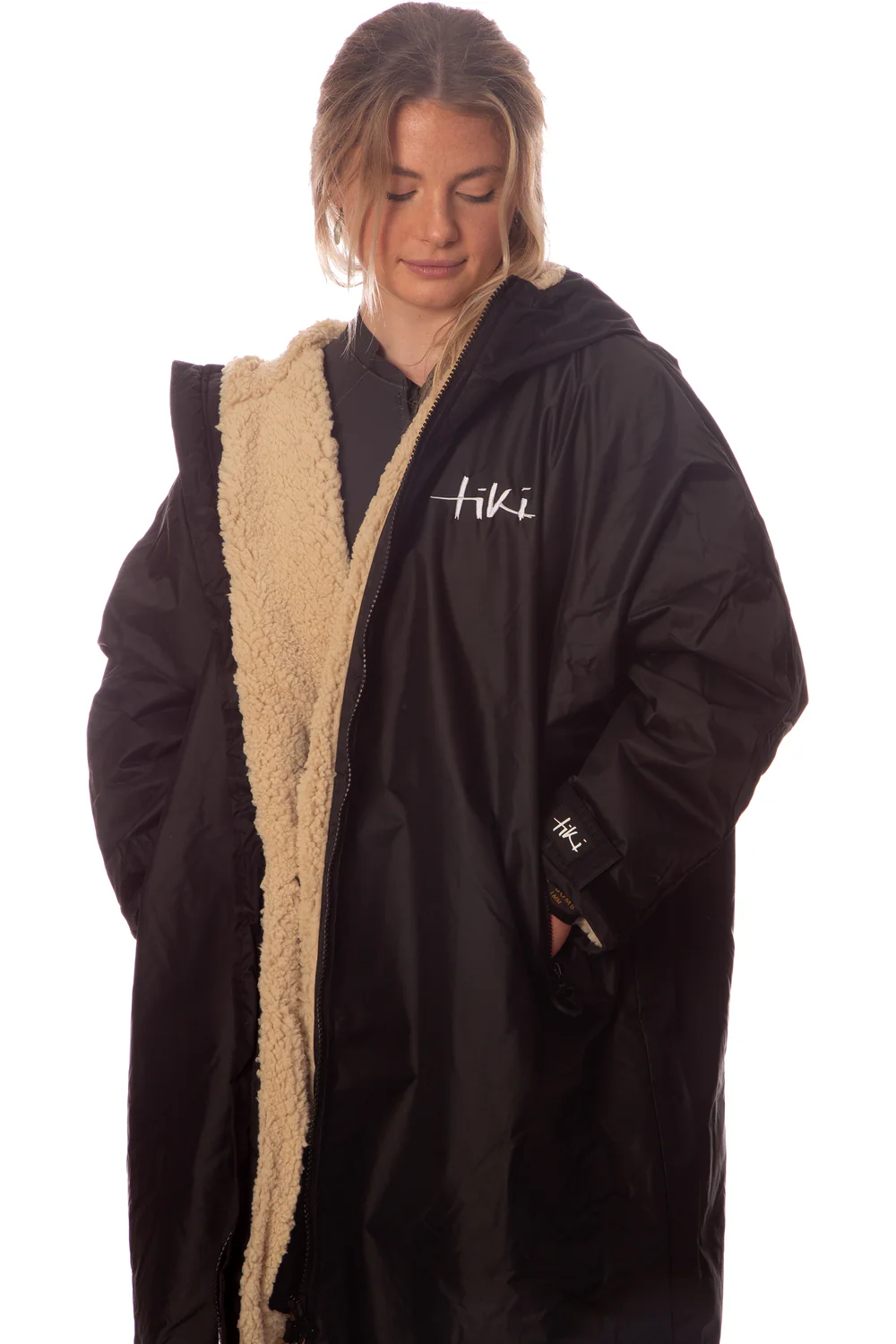 Tiki Tech Robe Black With Taupe Lining - Image 9