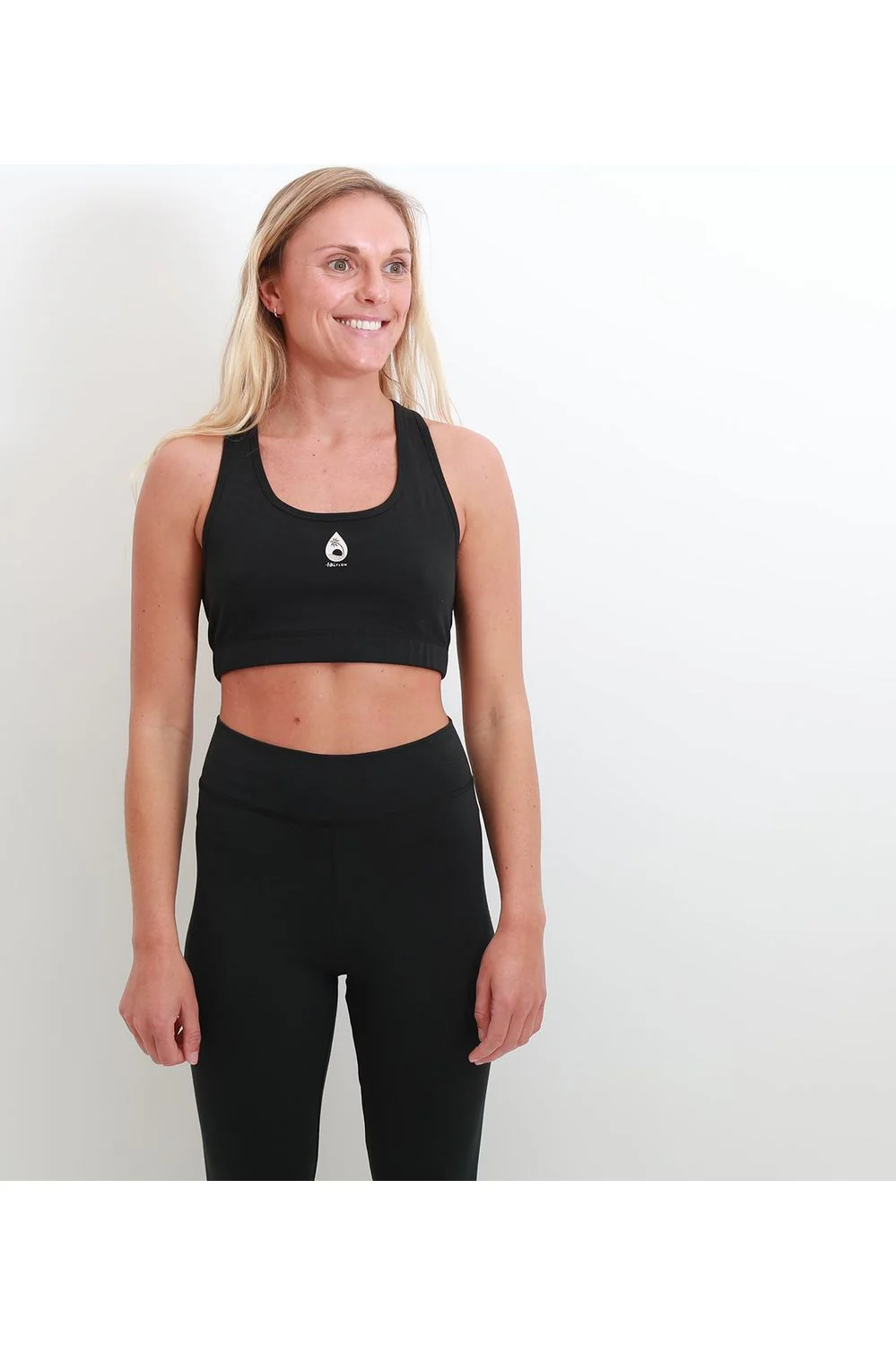 Tiki Drop Flow Sports Bra Black